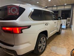 تويوتا سيكويا